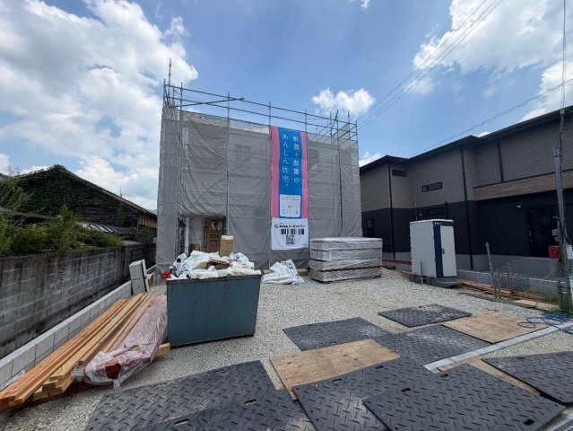 西脇市西脇　第12期　新築一戸建ての外観|周辺は落ち着いた街並みの住宅地！子育てがしやすい住環境です！まだ未完成ですが、現地でしかわからない事もございます。是非一度ご覧ください。