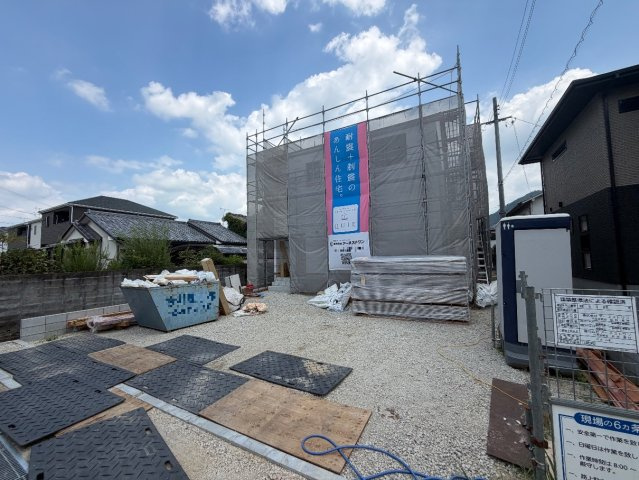 西脇市西脇　第12期　新築一戸建ての外観|周辺は落ち着いた街並みの住宅地！子育てがしやすい住環境です！まだ未完成ですが、現地でしかわからない事もございます。是非一度ご覧ください。