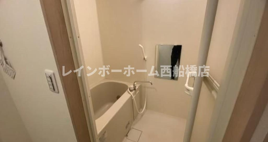 セレッソ五香の浴室