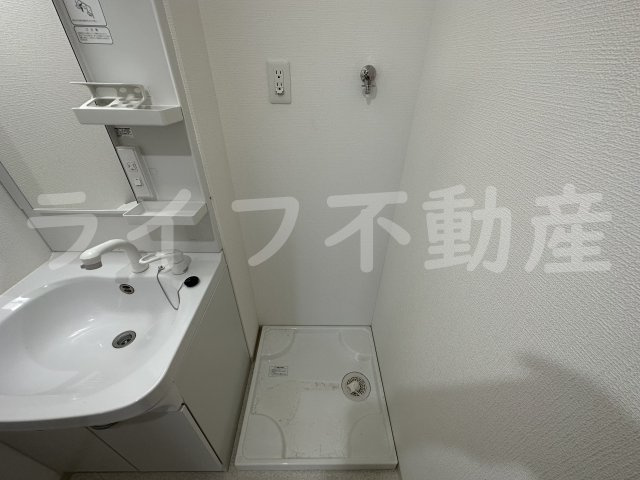 badge tomoi Nord Ⅰの洗面所|明るい洗面所です