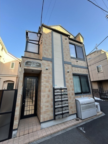 中野区本町４丁目のアパートの外観
