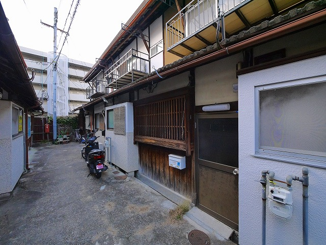 北袋町貸家のその他