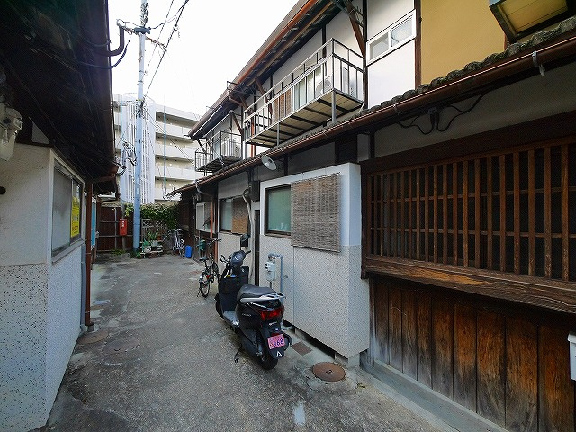 北袋町貸家のその他
