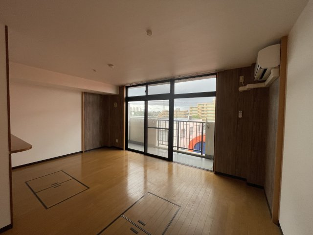 グローバルガーデン塚田の居間・リビング|他部屋参考写真です