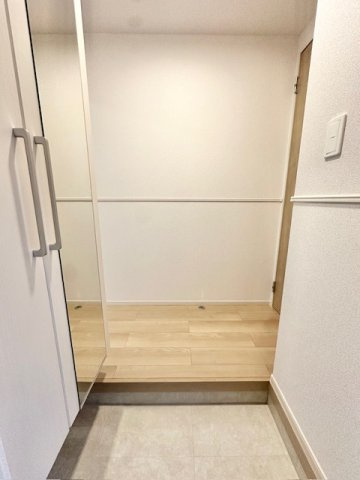 【玄関】 | パインオーク　Ａ | 毎日通る玄関はこちらです