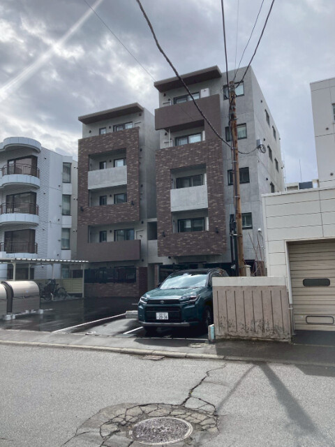 札幌市中央区南十五条西８丁目の賃貸マンション
