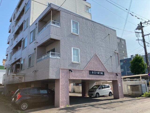 ネスト南１３条（旧ＳＫパレス）