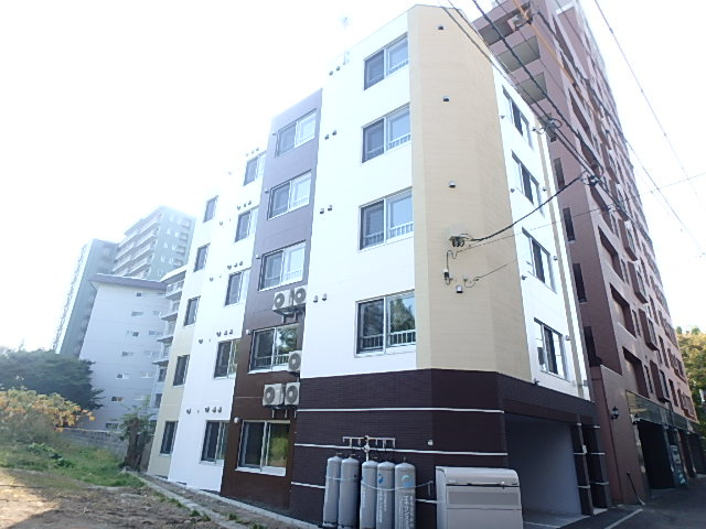 グランマーチ中島公園