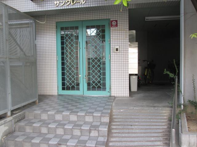 【エントランス】 | サンクレール弁天町 | 清潔なエントランスです