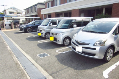 【駐車場】 | サイレント　プレイス