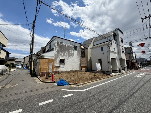 練馬区土支田2丁目　北西角地　開放的な限定1区画の前面道路含む現地写真