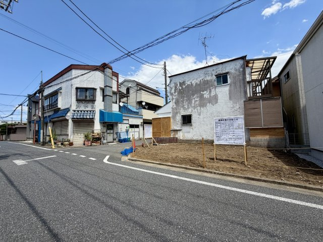 練馬区土支田2丁目　北西角地　開放的な限定1区画の前面道路含む現地写真