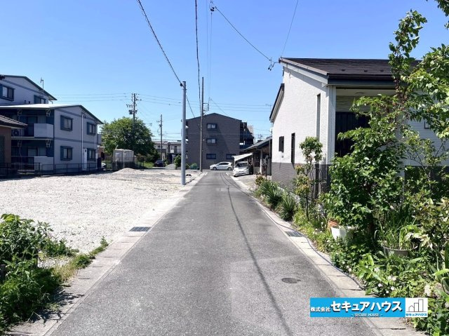 【同施工物件ご案内可能】知多市寺本新町2丁目　全1棟の前面道路含む現地写真|事前予約にて現地ご見学いただけます！お気軽にお問い合わせください♪
■株式会社　セキュアハウス■
住宅ローンに強く、知識、経験豊富なスタッフ在籍
お客様に寄り添い、ご成約後もサポート致します。