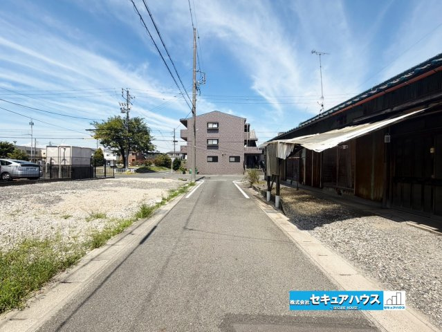 【本日ご案内可能】知多市寺本新町2丁目　全1棟の前面道路含む現地写真|事前予約にて現地ご見学いただけます！お気軽にお問い合わせください♪
■株式会社　セキュアハウス■
住宅ローンに強く、知識、経験豊富なスタッフ在籍
お客様に寄り添い、ご成約後もサポート致します。