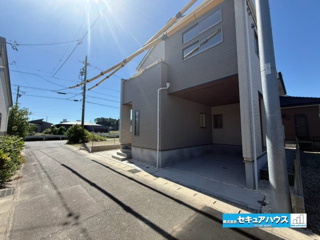 【本日ご案内可能】知多市寺本新町2丁目　全1棟の前面道路含む現地写真|事前予約にて現地ご見学いただけます！お気軽にお問い合わせください♪
■株式会社　セキュアハウス■
住宅ローンに強く、知識、経験豊富なスタッフ在籍
お客様に寄り添い、ご成約後もサポート致します。