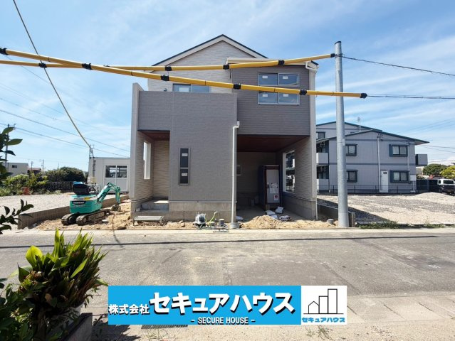 【本日ご案内可能】知多市寺本新町2丁目　全1棟の外観|事前予約にて現地ご見学いただけます！お気軽にお問い合わせください♪
■株式会社　セキュアハウス■
住宅ローンに強く、知識、経験豊富なスタッフ在籍
お客様に寄り添い、ご成約後もサポート致します