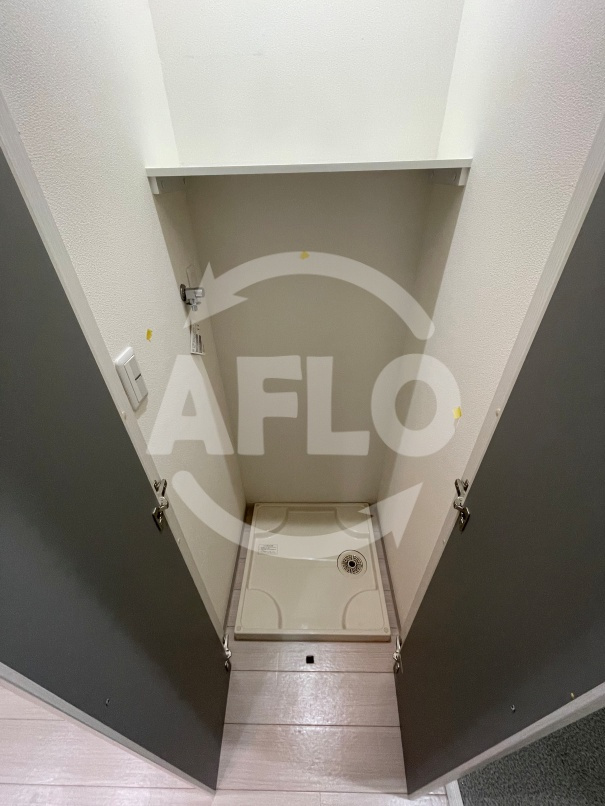 フォレスタ長居の収納|フォレスタ長居　室内洗濯機置き場