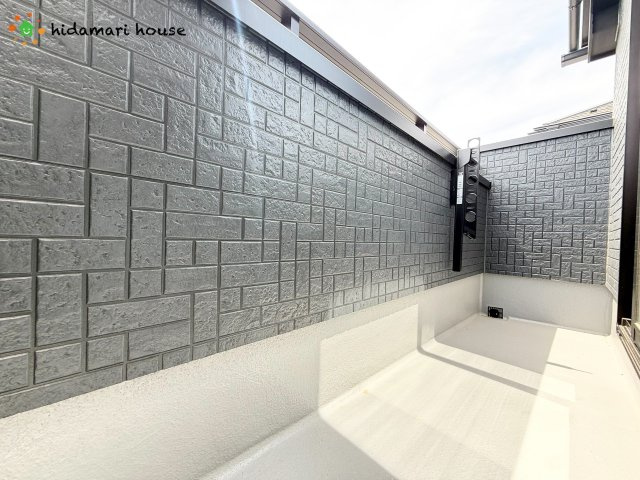 上尾市川　新築戸建　グラファーレ03のバルコニー