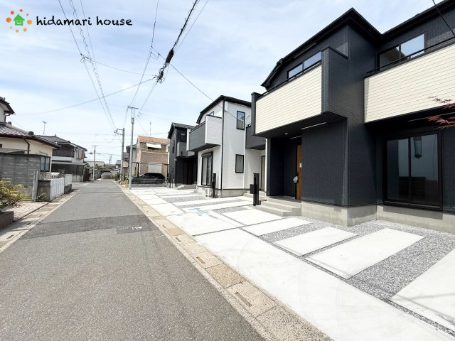 上尾市川　新築戸建　グラファーレ03の前面道路含む現地写真