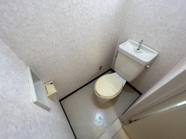 エベルコヤナギのトイレ