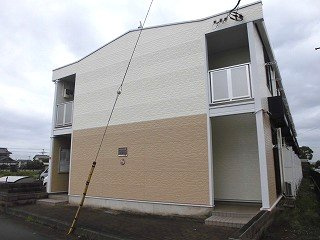 レオパレスサンハイムの外観|2022年3月に外壁塗装しました。