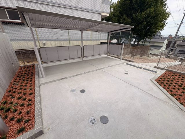 サンパレス田代の駐車場
