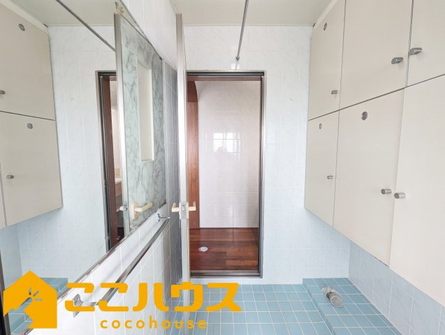 南城市知念海野　中古一戸建て　の脱衣所|脱衣所