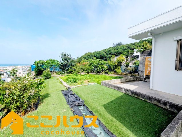 南城市知念海野　中古一戸建て　の庭|広いお庭もございます！