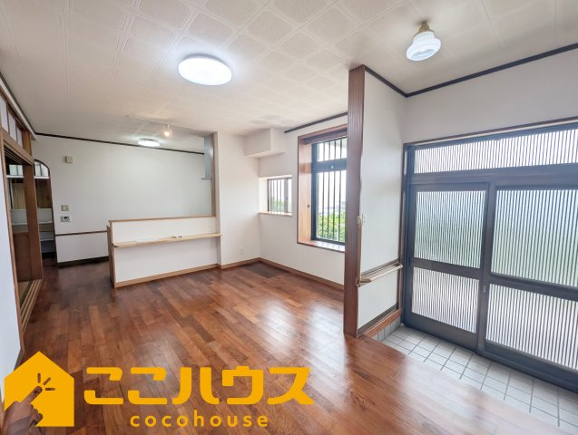 南城市知念海野　中古一戸建て　の居間・リビング|LDK15帖