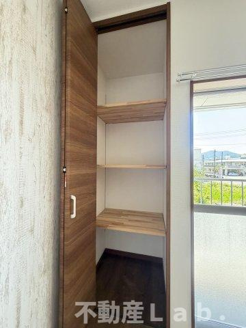 鶴城ハイツの収納