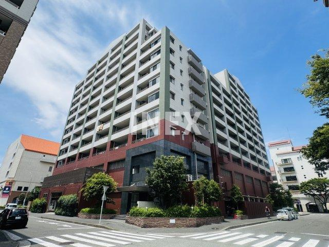 横浜市中区本牧原の賃貸マンションの外観