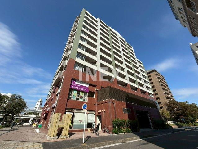 横浜市中区本牧原の賃貸マンションの外観