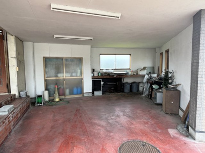 【駐車場】 | 友田店舗付き住宅