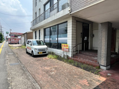 【駐車場】 | 友田店舗付き住宅
