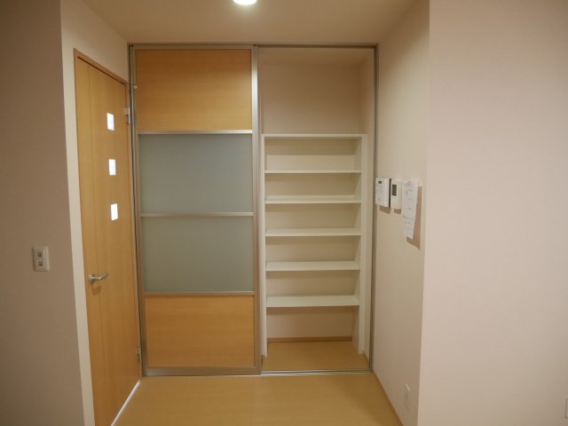 ロイヤルタウン篠山口Ａの収納