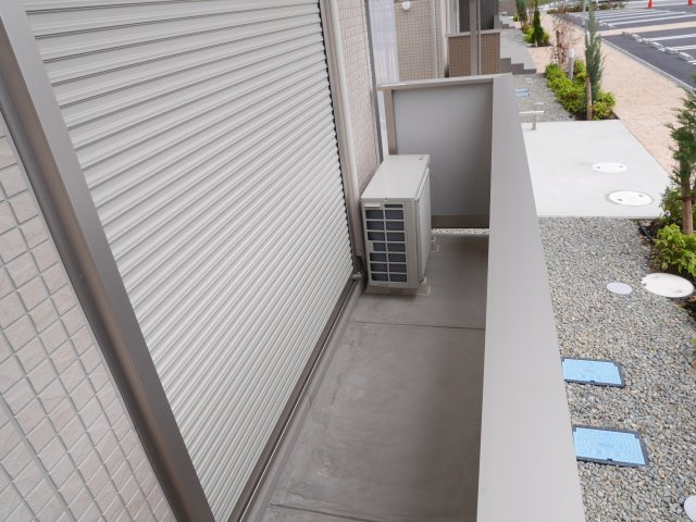 ロイヤルタウン篠山口Ａのバルコニー