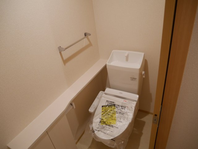 ロイヤルタウン篠山口Ａのトイレ