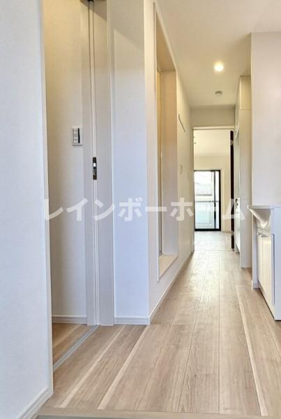 MELLAS京成小岩Ⅱの玄関|※建築中のため同施工会社参考写真となります。