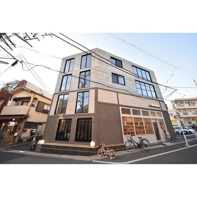 メゾンベルヴィ下北沢の外観