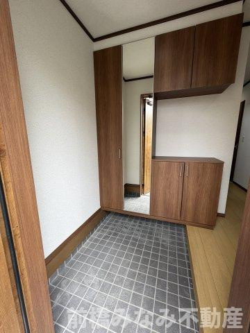 【中古】前橋市荒牧町　４LDKの玄関|きれいな玄関です