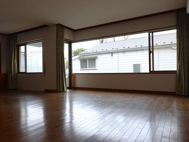 アーバンハウス