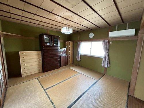 別府市上人本町の和室