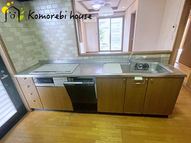 白岡市西10丁目　中古一戸建てのキッチン|26.6.11　撮影済み