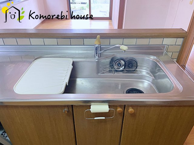 白岡市西10丁目　中古一戸建てのキッチン|26.6.11　撮影済み