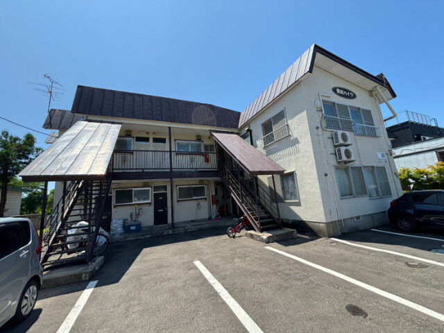 津川ハイツ