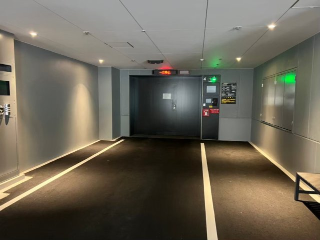 グランドメゾン新梅田　ＴＨＥ　ＣＬＵＢ　ＲＥＳＩＤＥＮＣＥの駐車場