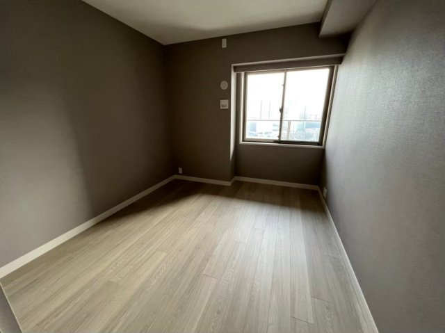 グランドメゾン新梅田　ＴＨＥ　ＣＬＵＢ　ＲＥＳＩＤＥＮＣＥの洋室