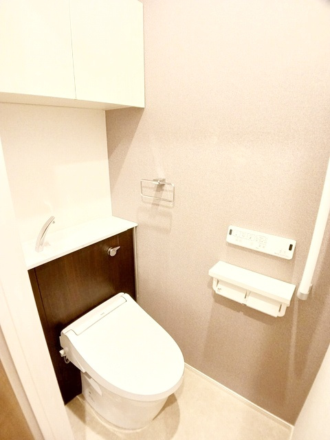 藤沢市石川１丁目のアパートのトイレ