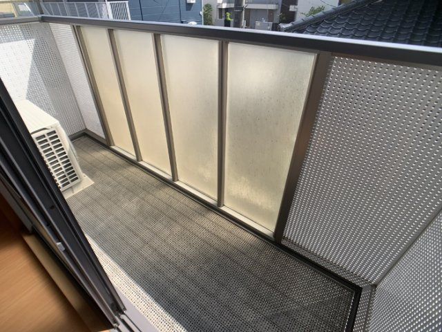 シティベルＩＹＯＤＡ　Ａ棟のバルコニー