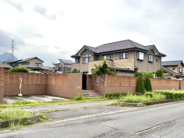 【中古戸建】北群馬郡吉岡町大字上野田の外観|■外観｜閑静な住宅街で始める新しい暮らし♪開放的な毎日をあなたへ(^^♪